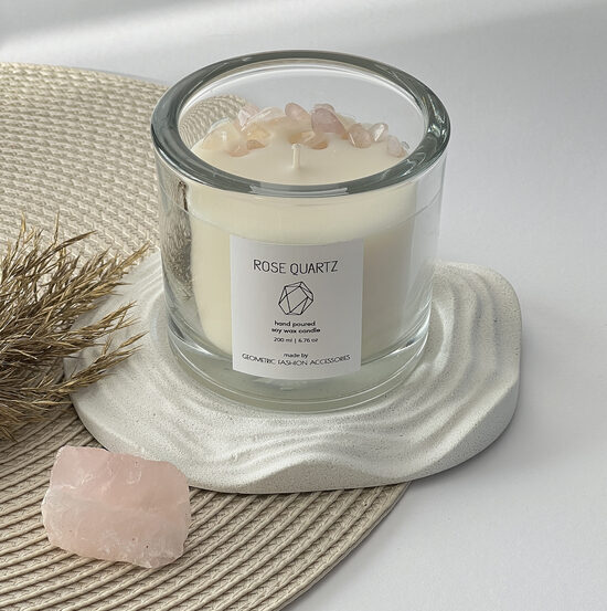 Sojas vaska svece ar rožu kvarcu